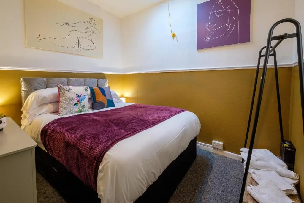 Step Free Access Apt for 6 Parking 2 Mins Town
