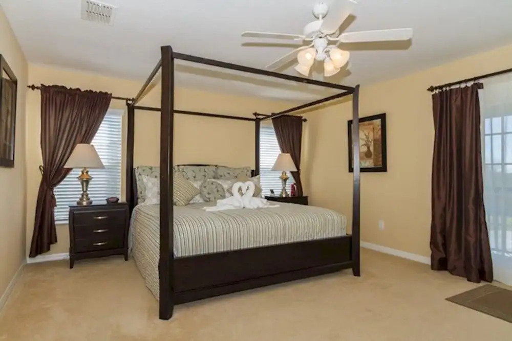 West Haven Villa Pool/spa And Game Room! 5 Bedroom Home by Redawning