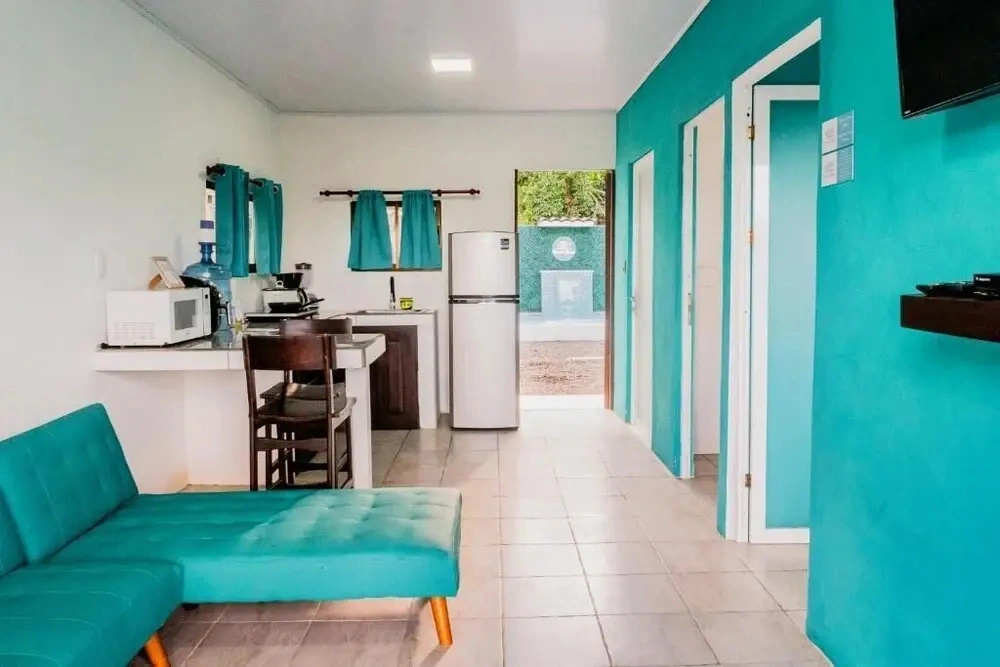 Oceans Breeze Apartment & Rooms