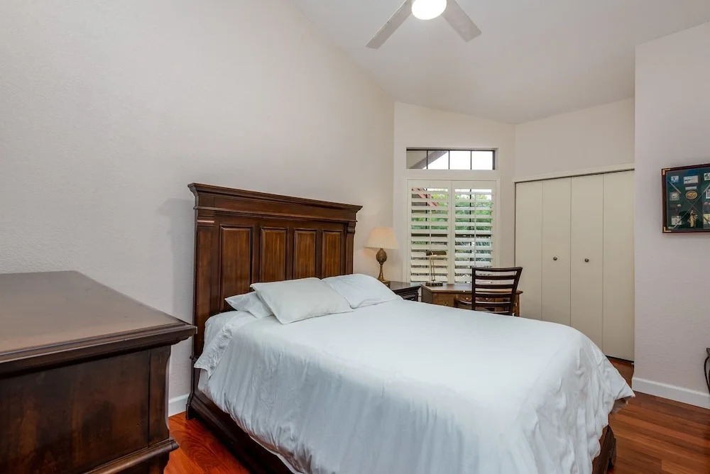 Casa Willow 4 Bedroom Home by RedAwning