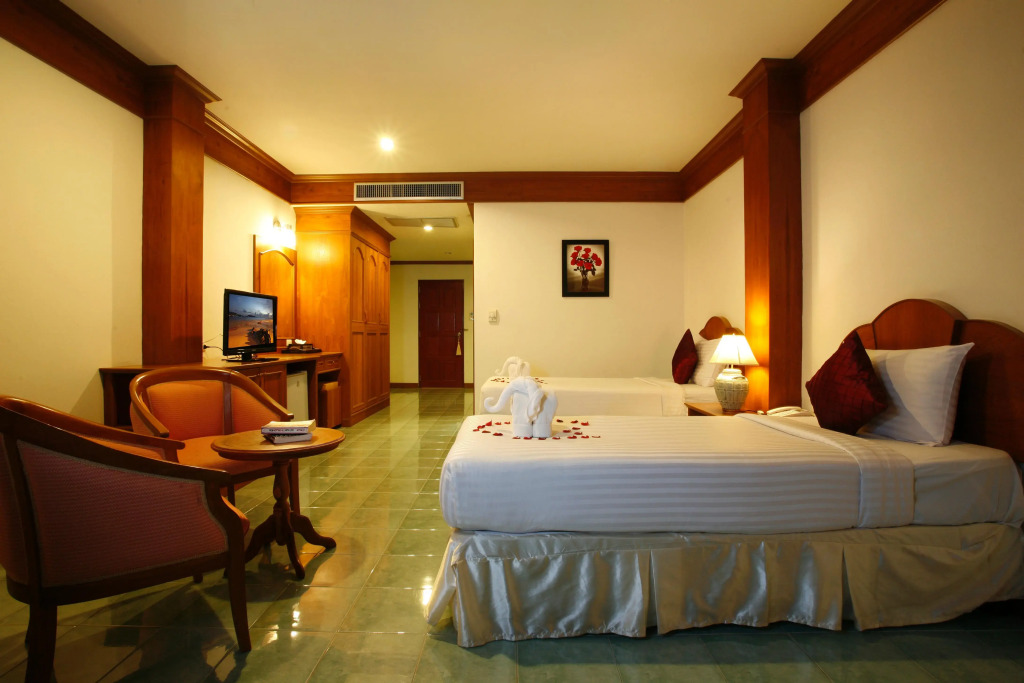 Jiraporn Hill Resort