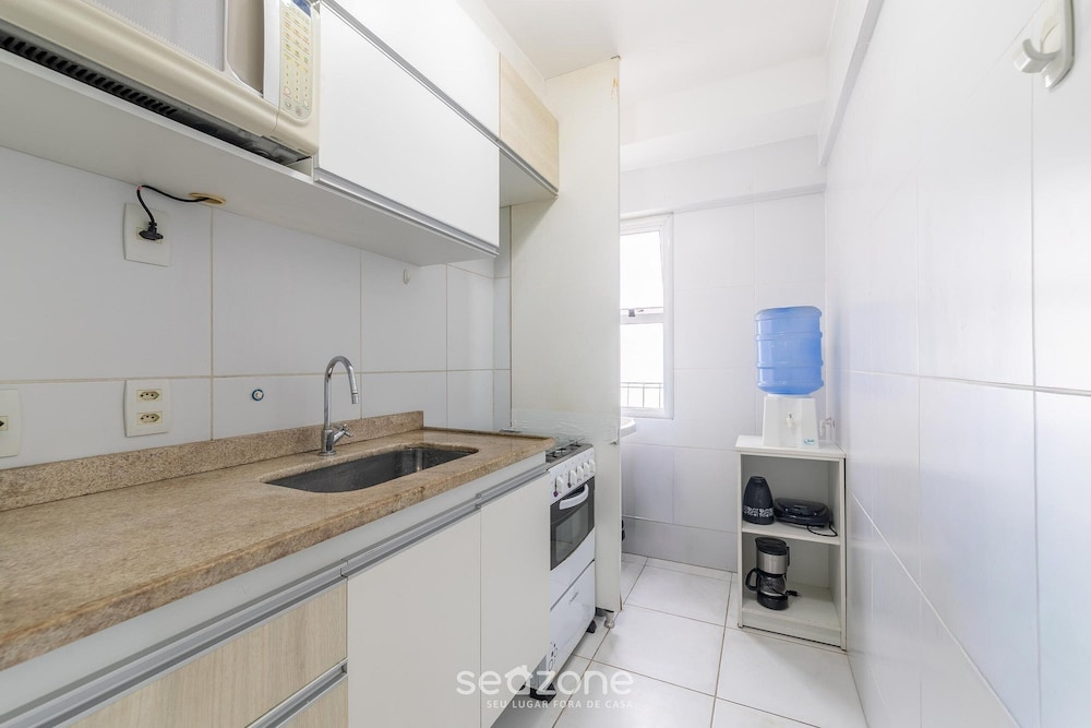 Apt in Condo w/ Pool 400m From Beach Tau0204