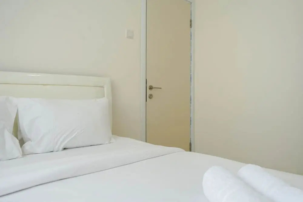 Comfortable 2BR Apartment at Green Pramuka near Mall