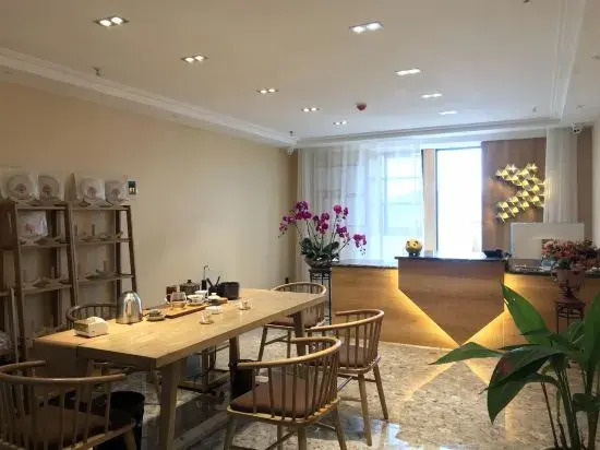 Pu'er Yingtian Hotel