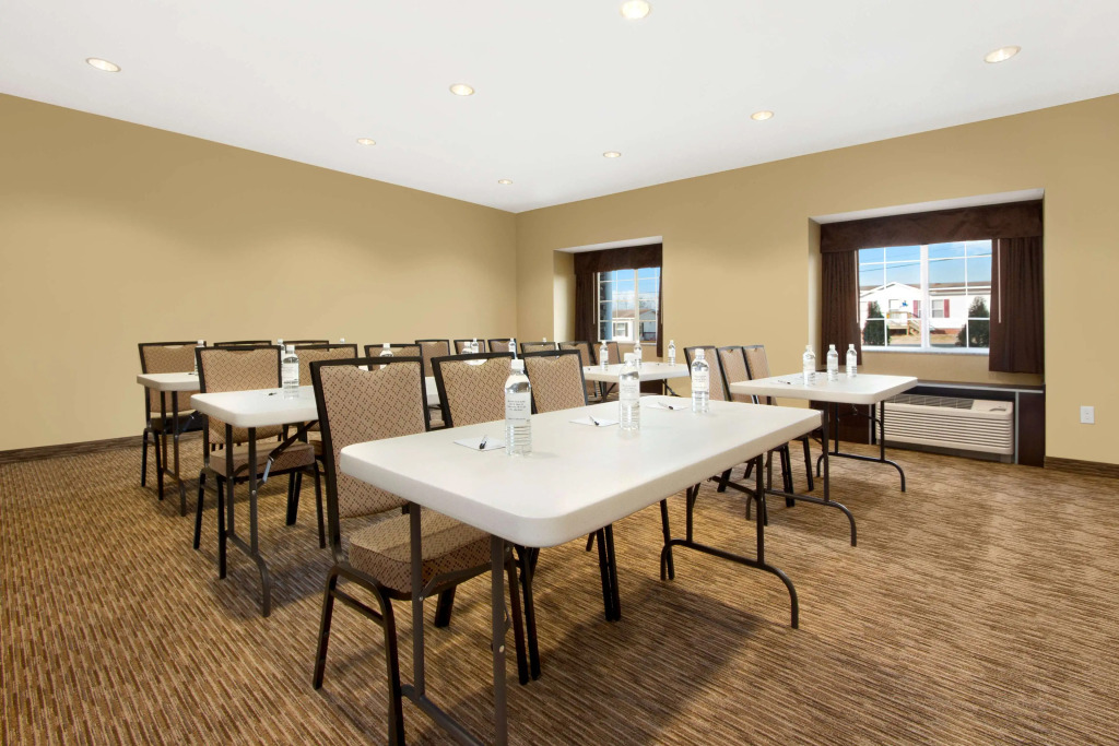 Microtel Inn & Suites by Wyndham