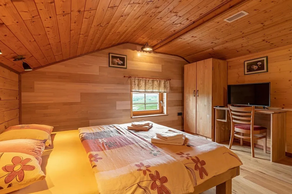 House Na Meji With Sauna