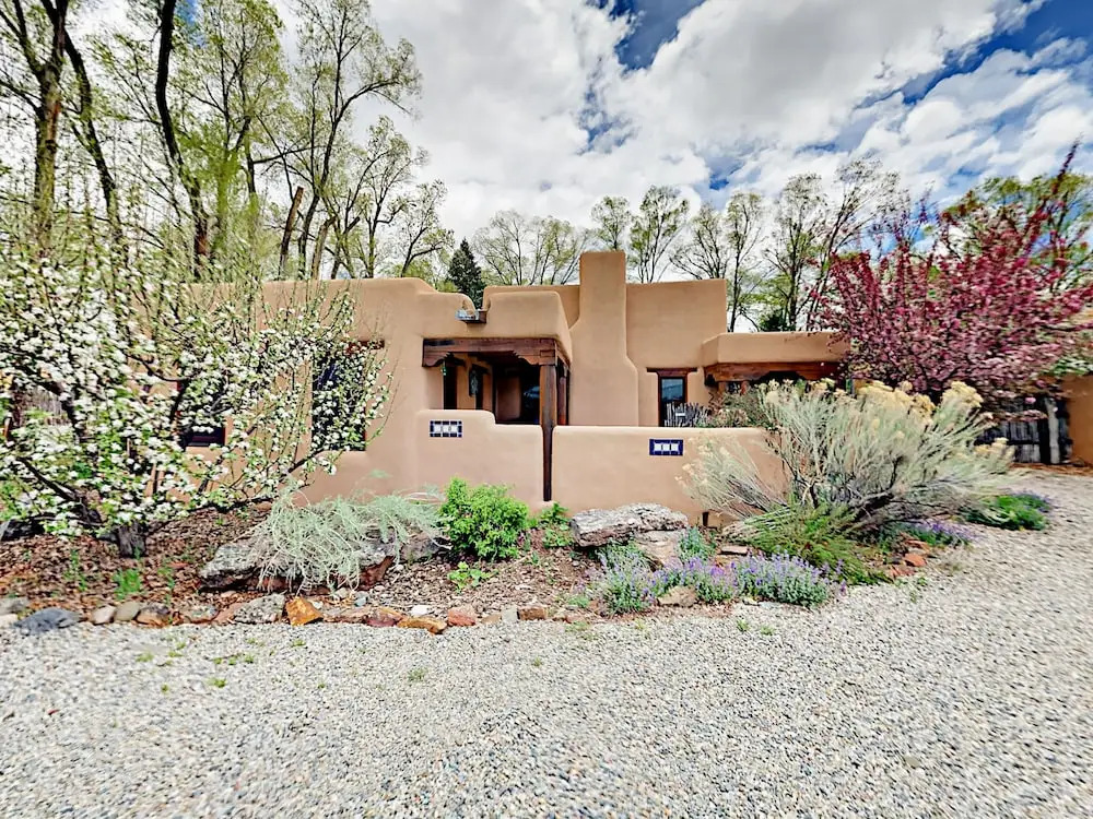 311 Theodora Place Home 2 Bedrooms 2 Bathrooms Home