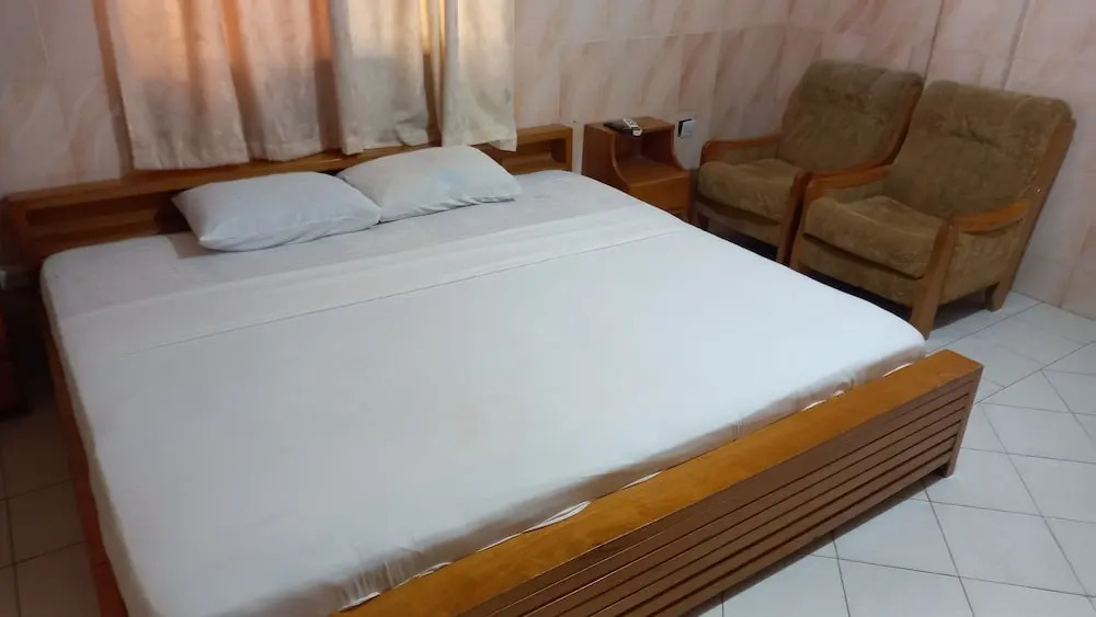 Hensap Hotel
