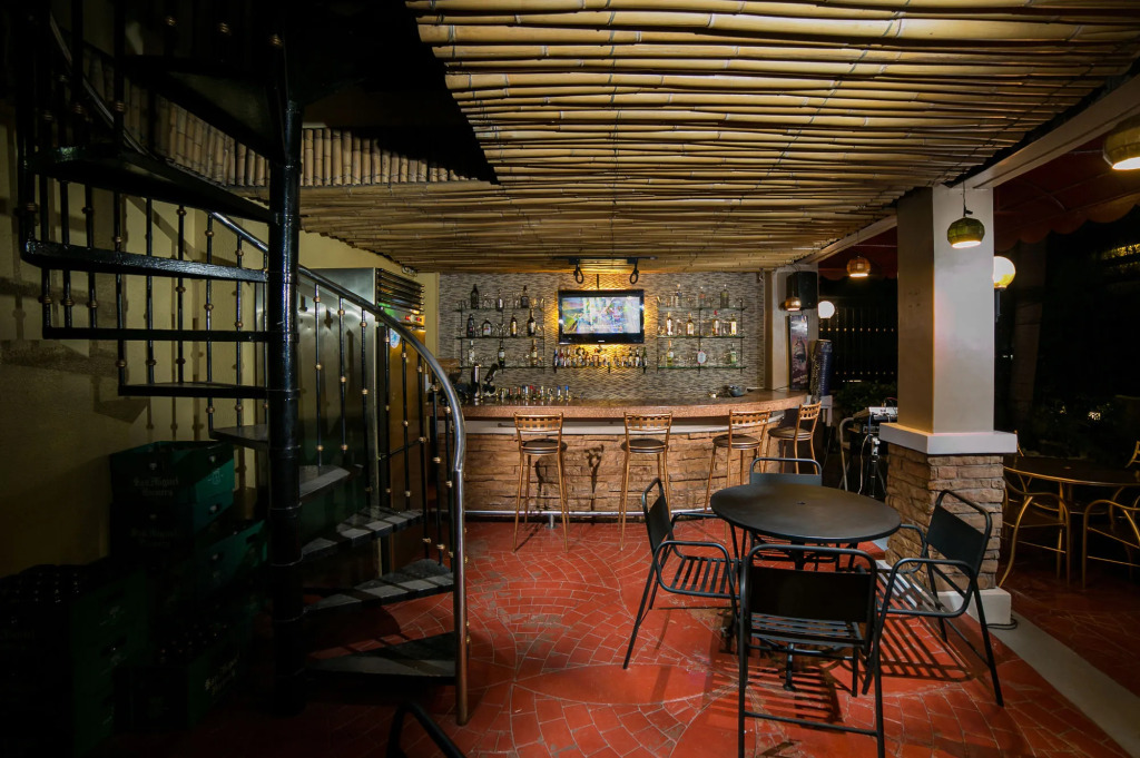 950 Condotel