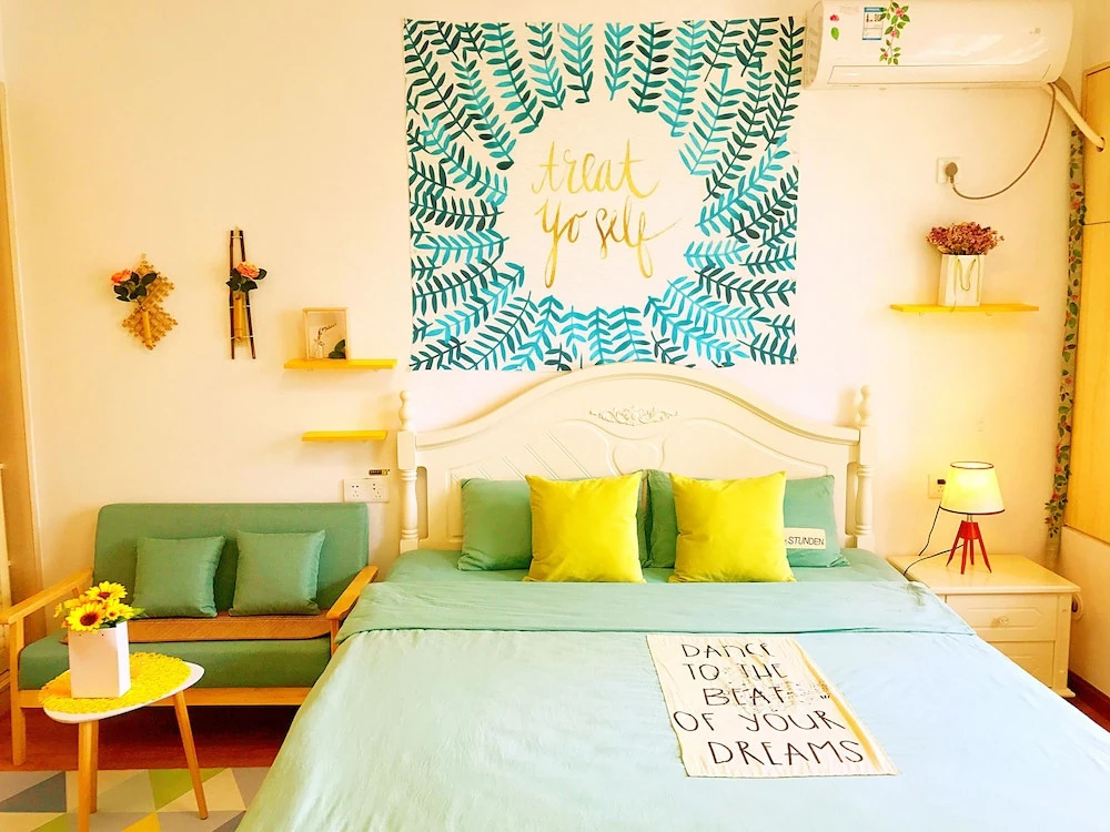 Line 2 apartment