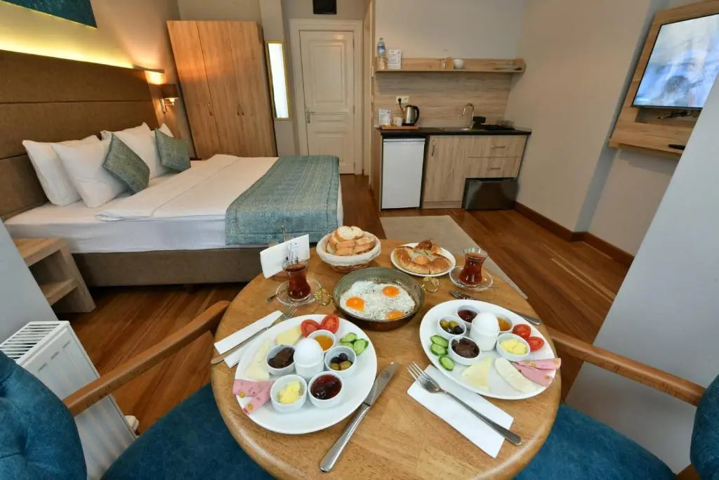 Andi Hotel