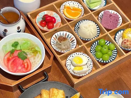 Yunshang Grassland Yueshe Plain Parent-child Villa Meisu (Anji Xianlongxia Drifting Store)