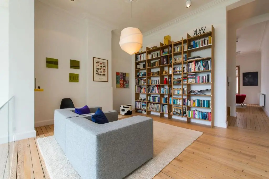 Spacious Belle Epoque House with free parking
