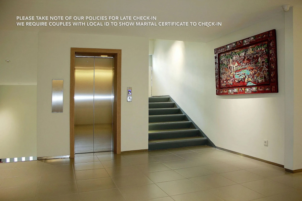 ZEN Rooms Patra Kuningan Syariah