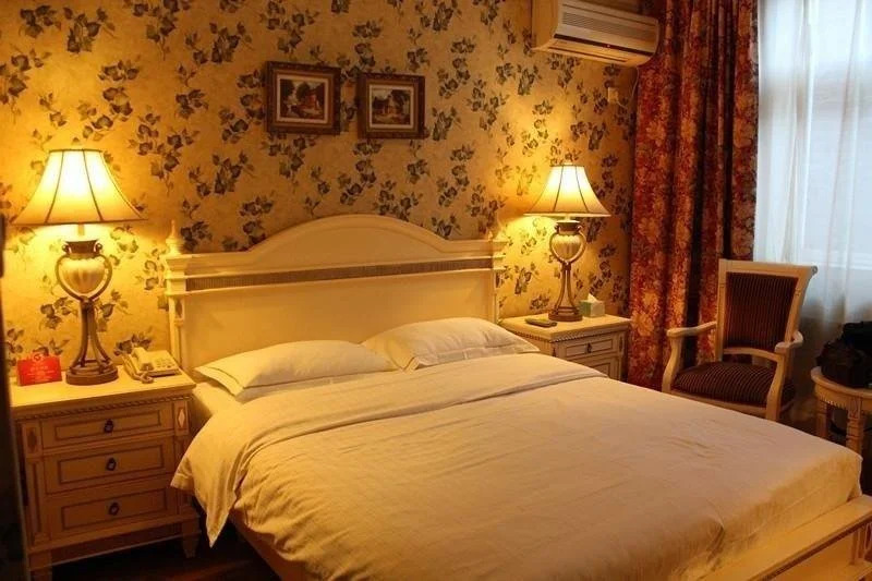 Tianjin Xiangjiang Holiday Hotel
