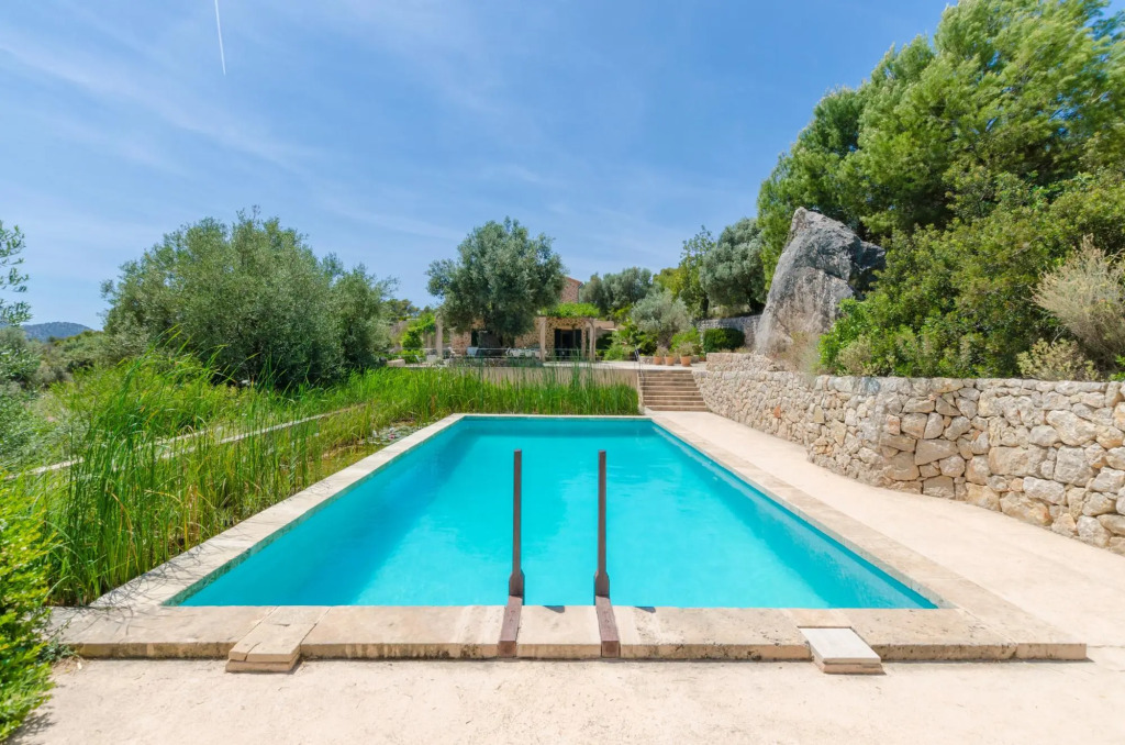 PUIG DE GARRAFA - Villa with sea views in Andratx. Free WiFi