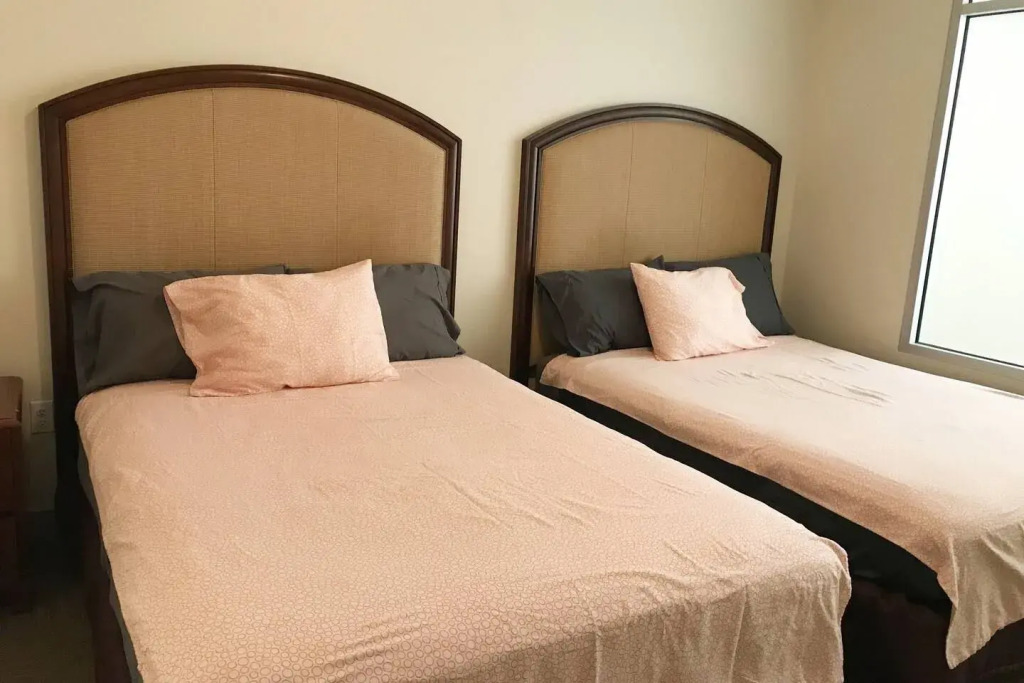 Pleasant  2Br Apartment | Great Value Downtown