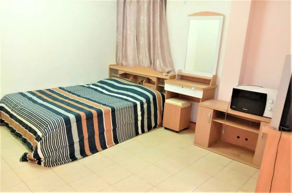 COZY Rooms @ Bitcoin Bistro