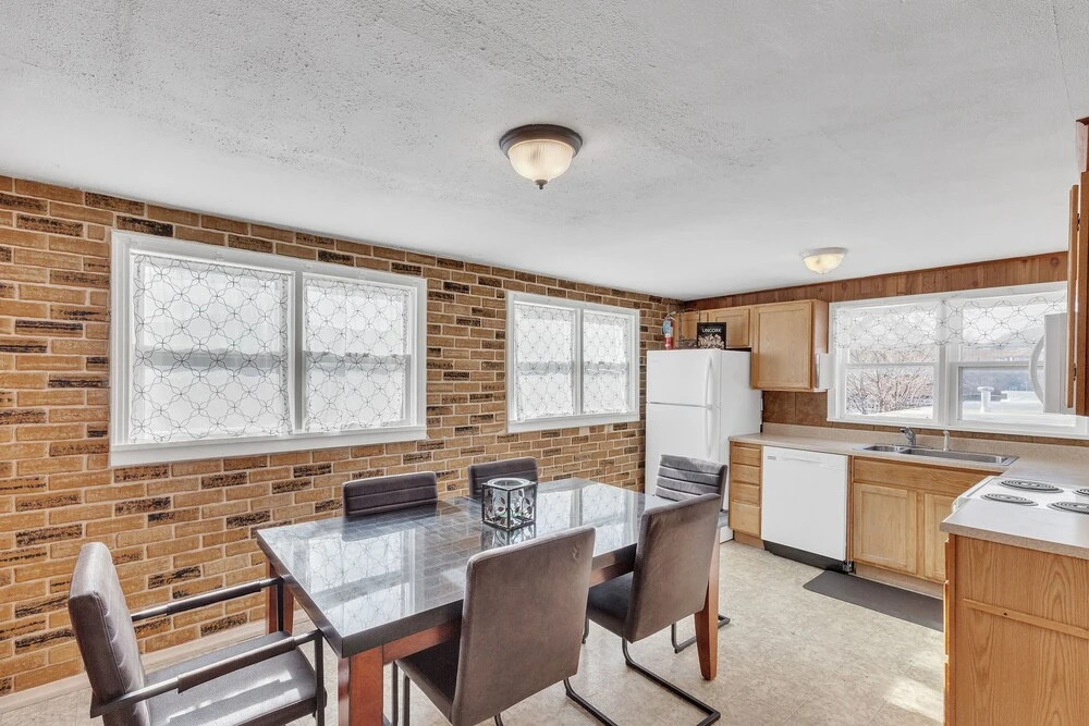 Downtown 2 Story Property 2 Bedroom Apts by RedAwning