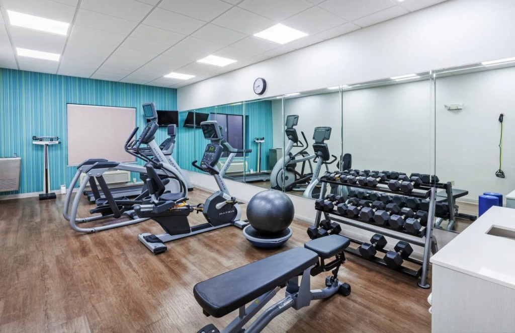 Holiday Inn Express Hotel & Suites Orange by IHG