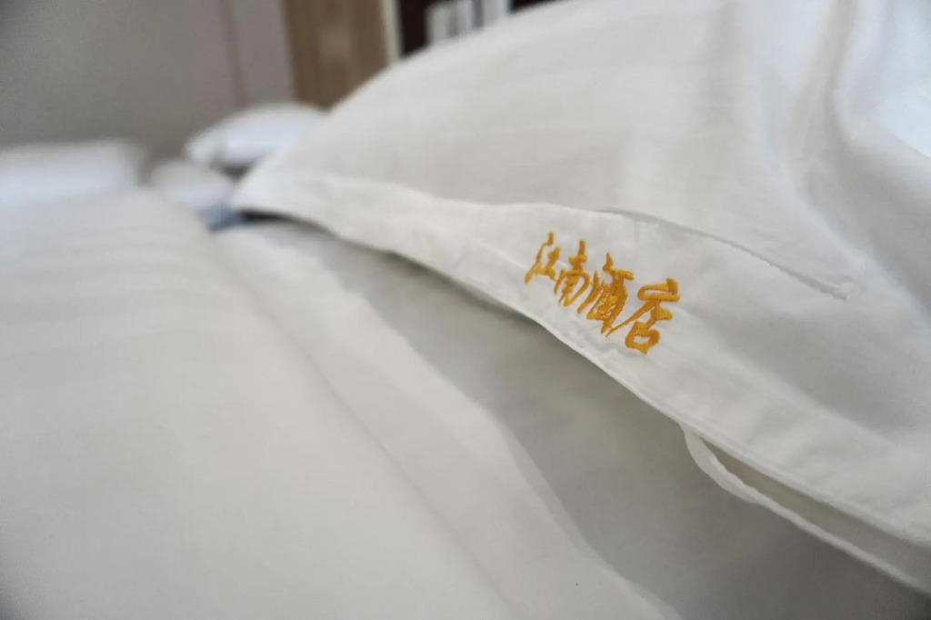 Yuxi Jiangnan Hotel (High-speed Railway Station)