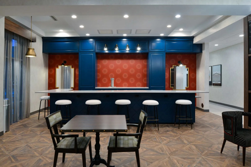 Hampton Inn & Suites Greensboro Downtown, Nc