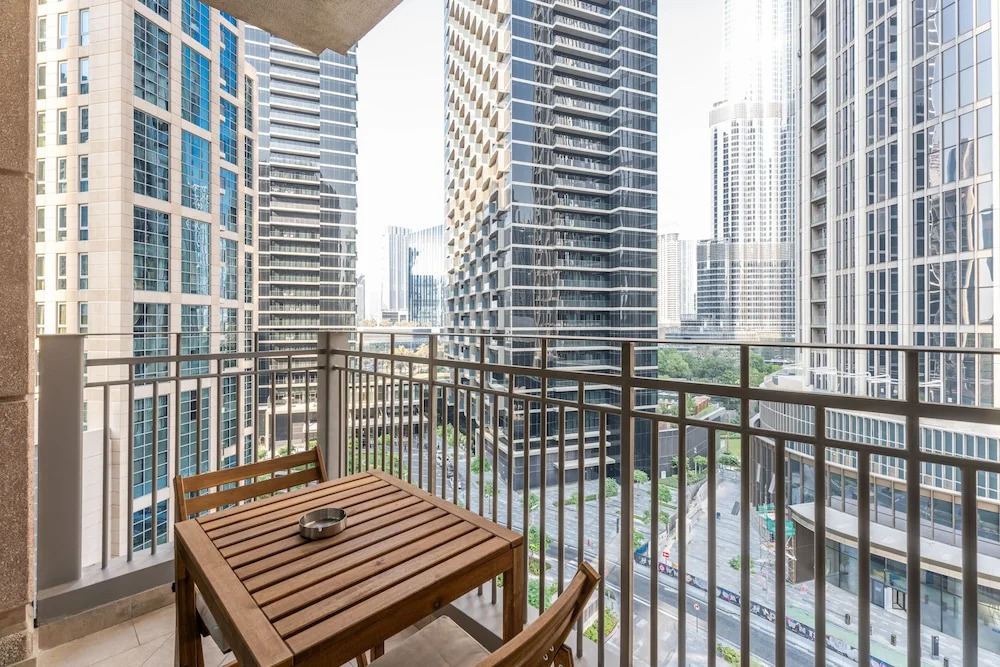 Nasma Luxury Stays - Standpoint Tower A