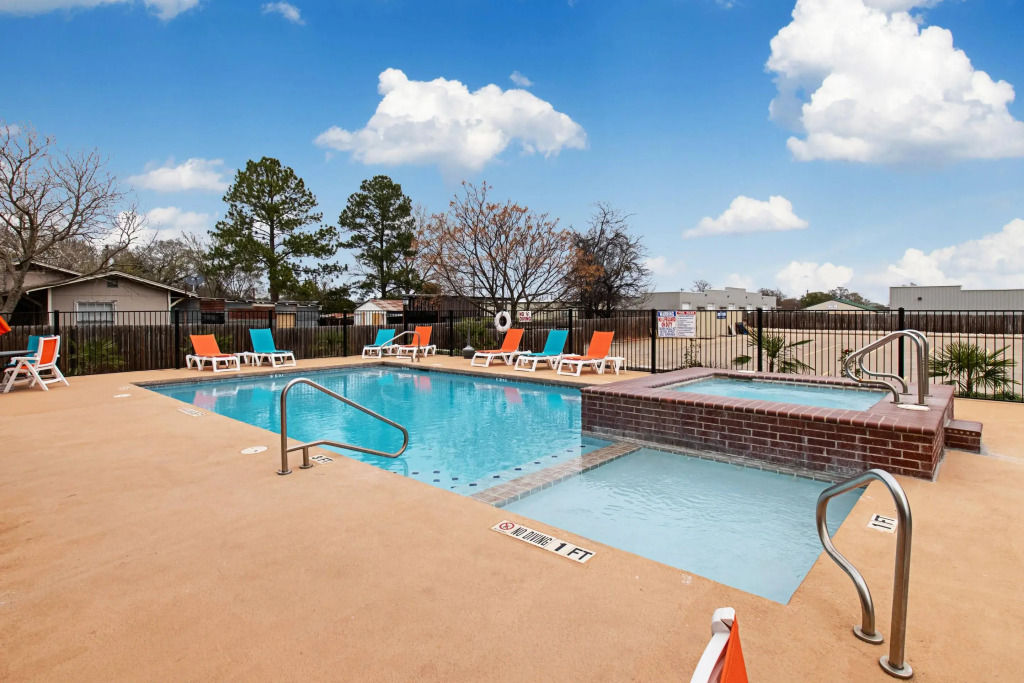 Comfort Inn & Suites Fredericksburg