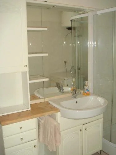 Sunny Old Town Apartment