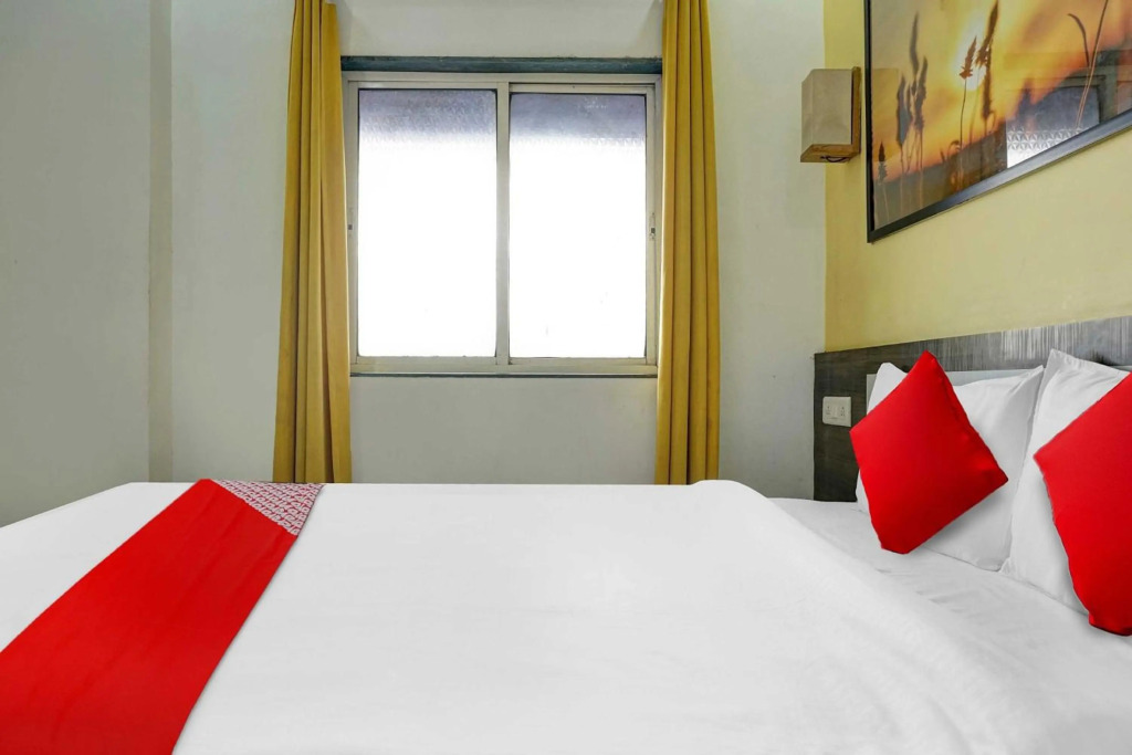 OYO Flagship 80575 Satnam Inn