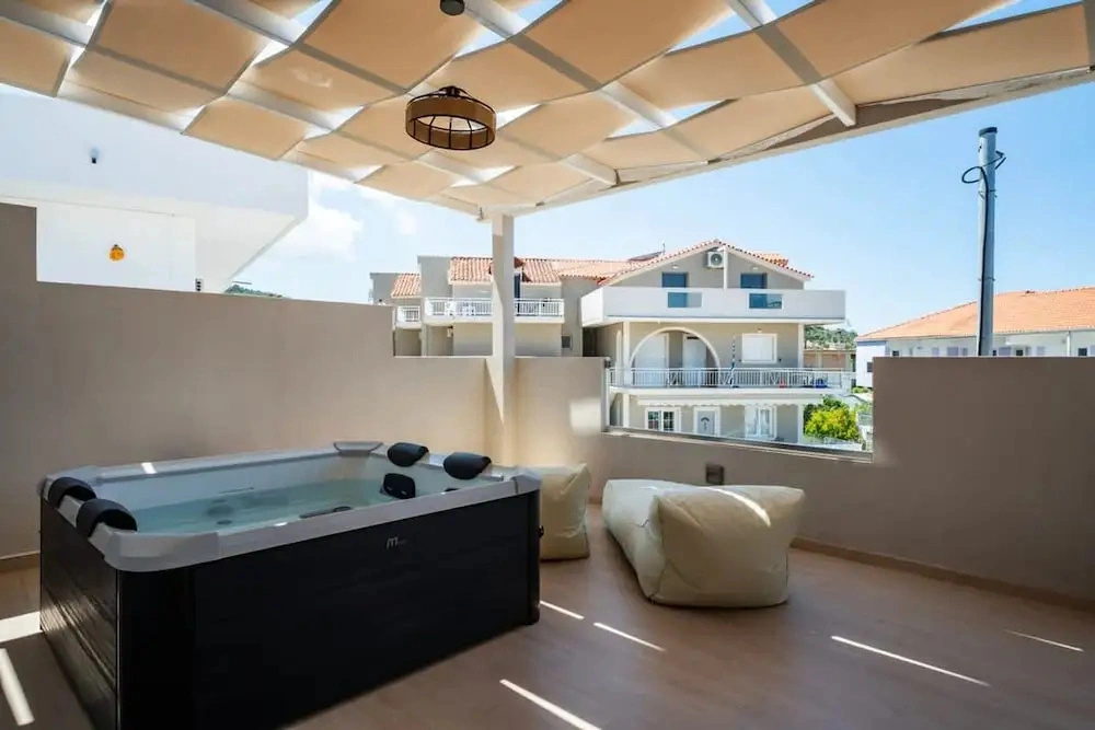 Villy Suites I - Zante Luxury Suite With Hot Tub