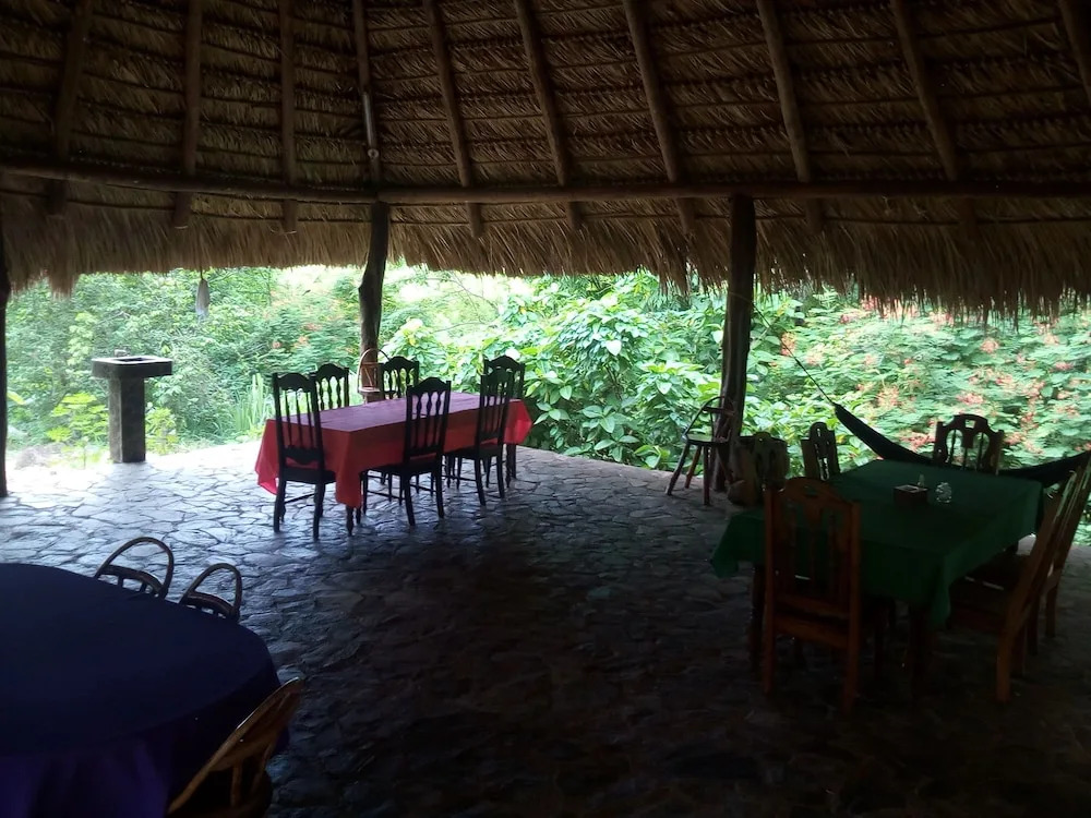 El Porvenir Eco-Lodge