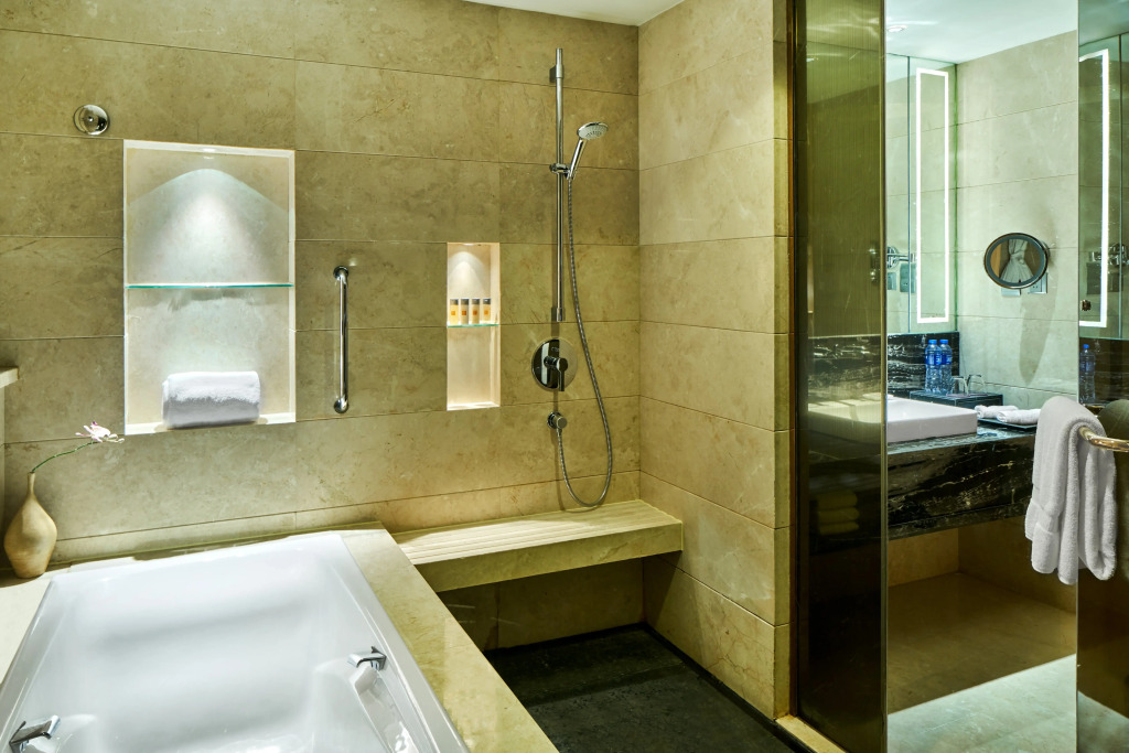 Crowne Plaza Xian by IHG