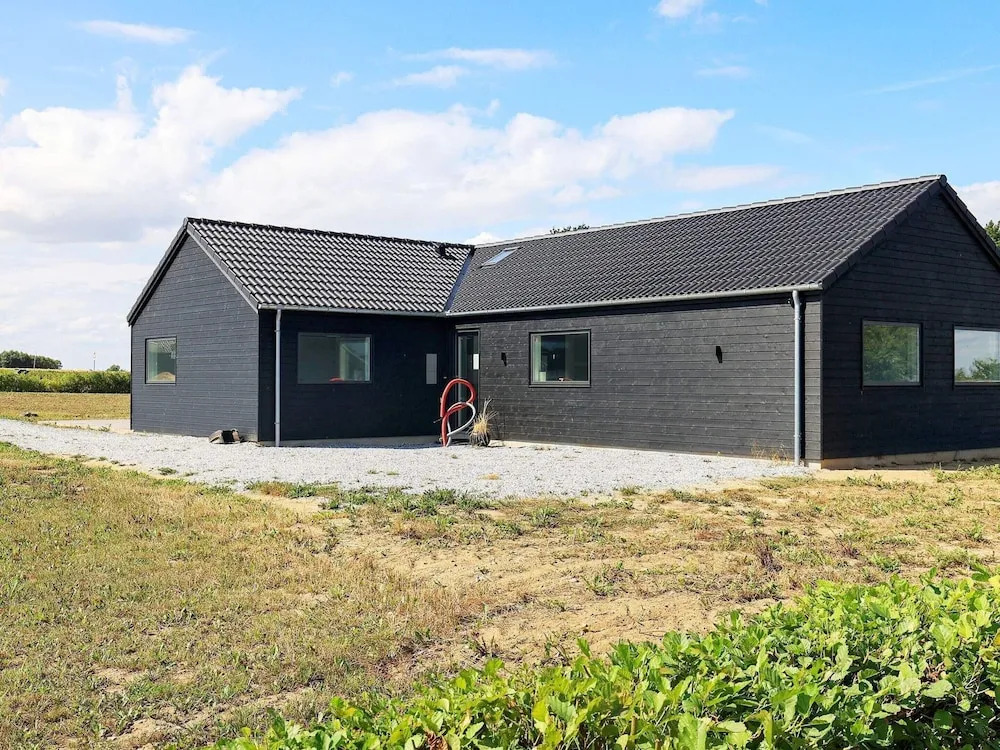 10 person holiday home in Bogense-By Traum