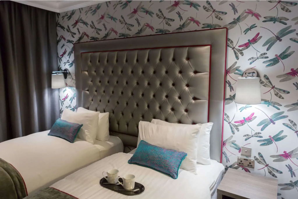 The Beverley Hotel London - Victoria