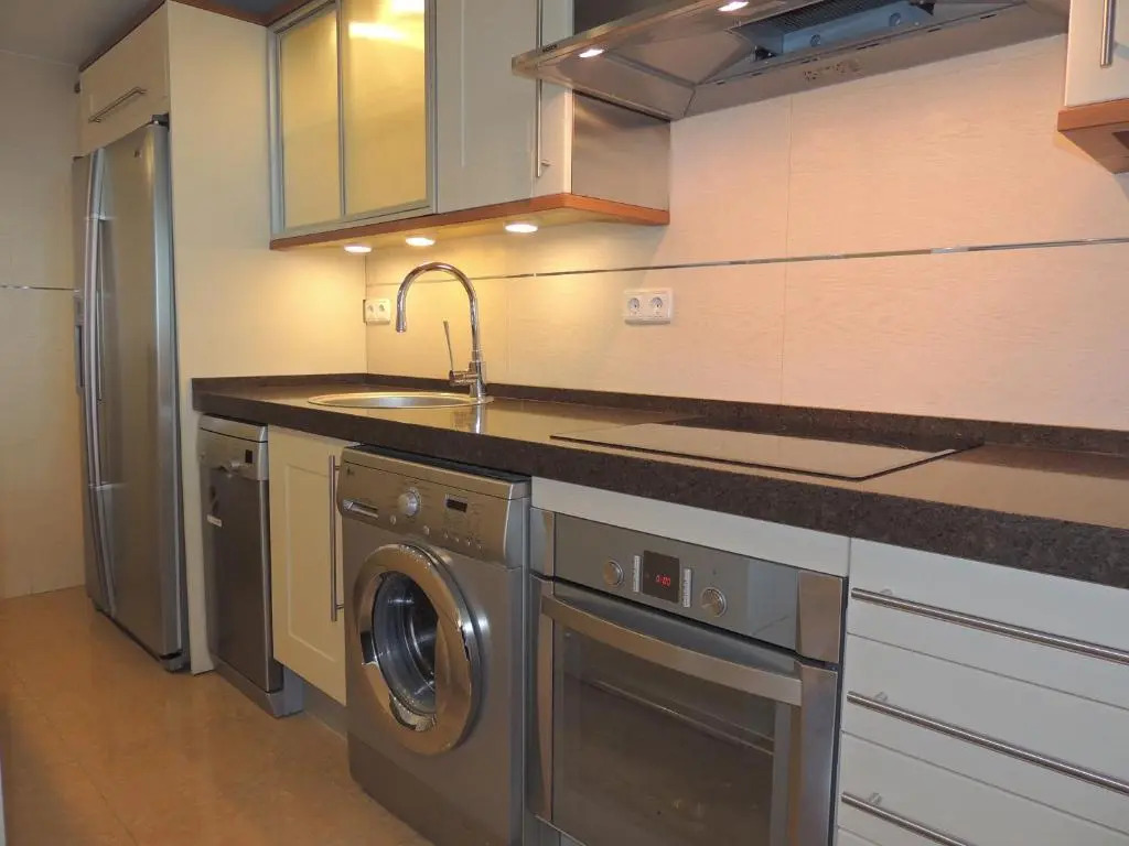 Ole Playa 6A, Beach Front - A pie de Playa, Sea Views - Vistas al Mar, Parking, Puerto Marina