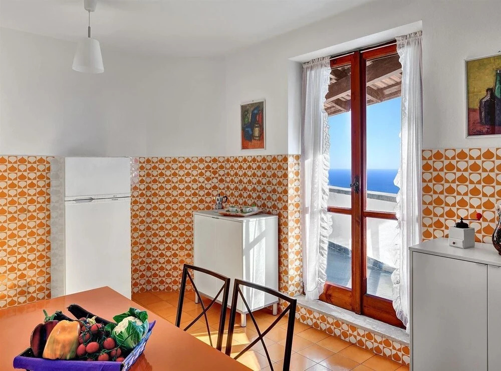 Valentina House