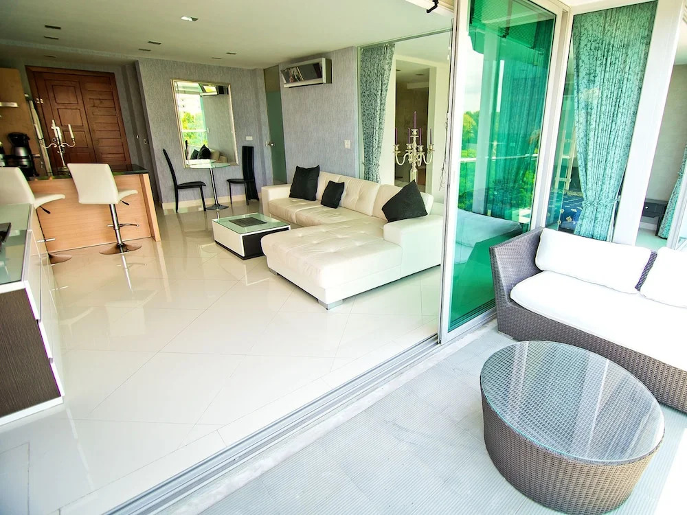Laguna Heights 7 Dream Beach Apartment