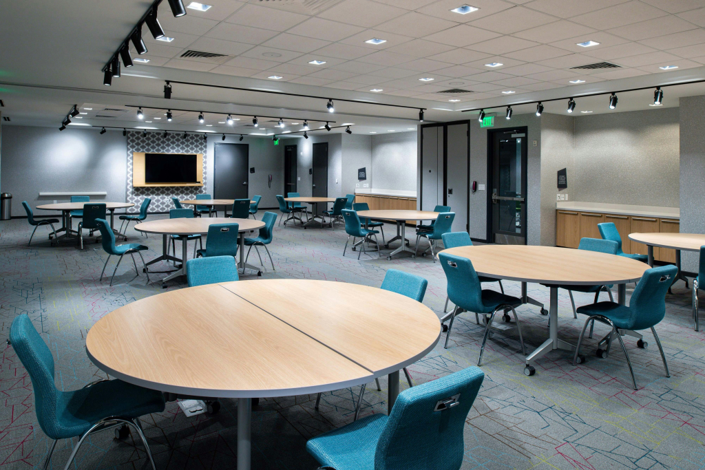 Aloft by Marriott Charlotte Airport