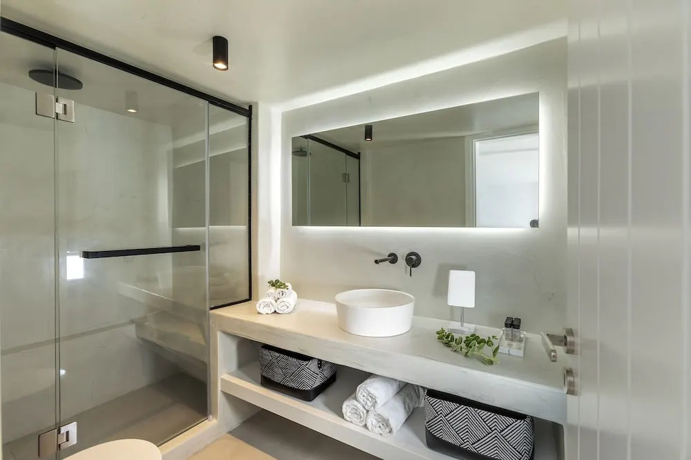 Aether Suite by Caldera Houses
