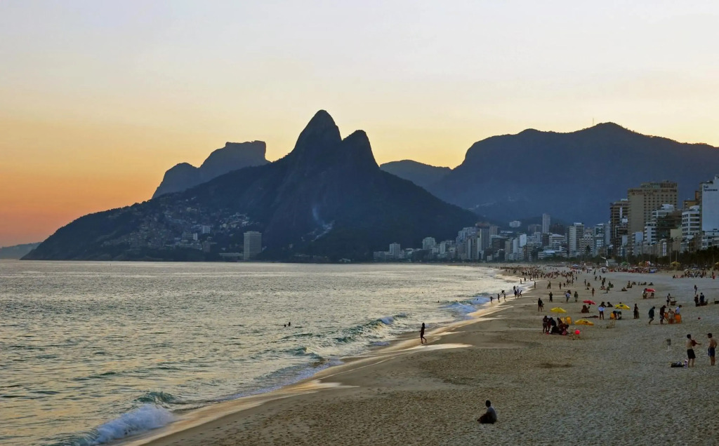 3BDR Duplex Penthouse Ipanema Private Pool with marvelous views