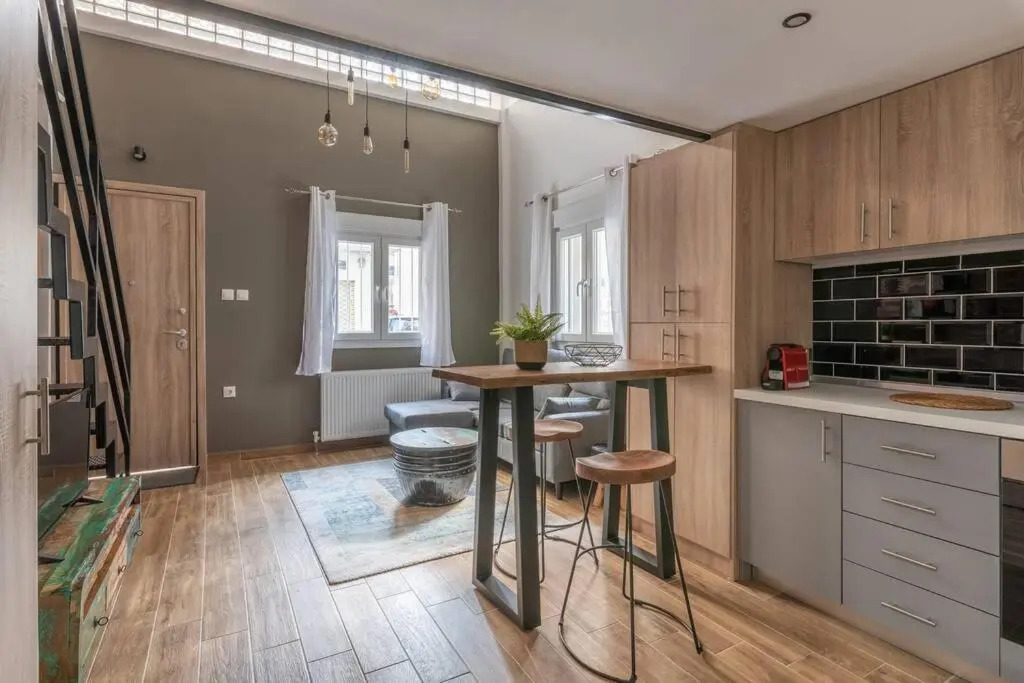 Industrial Loft near Seaside W 200Mbps