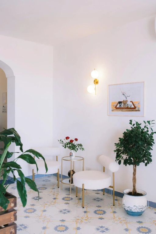 HOTEL ZINTONIO