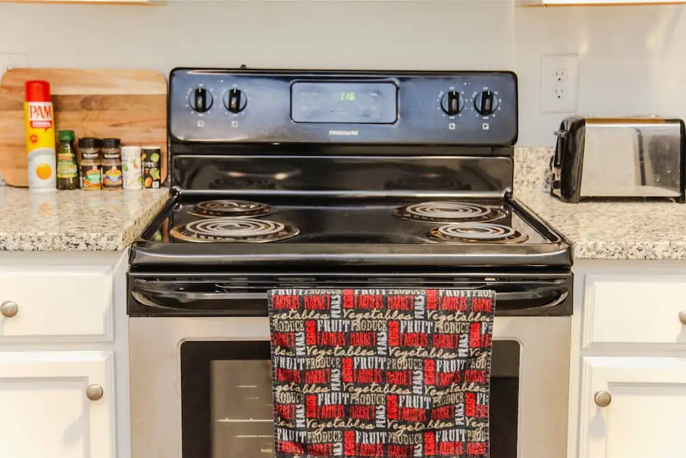 Lavish 1 Bd Apartment in Music City Near DT