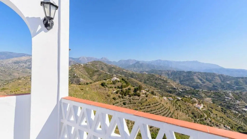 Casa El Monte Torrox by Ruralidays