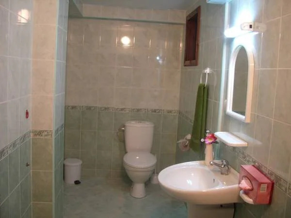 Omiros Family Hotel