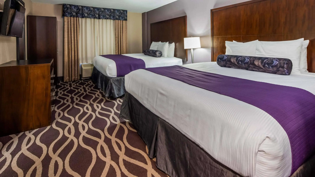 Best Western PLUS Dallas Hotel & Conference Center