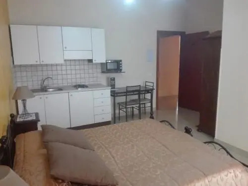 THE BEST ROOMS & APARTMENTS - Parcheggia gratis sotto casa ed entra
