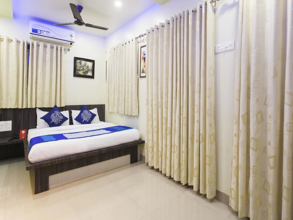 OYO Flagship 10078 Hotel Shriniwas Executive