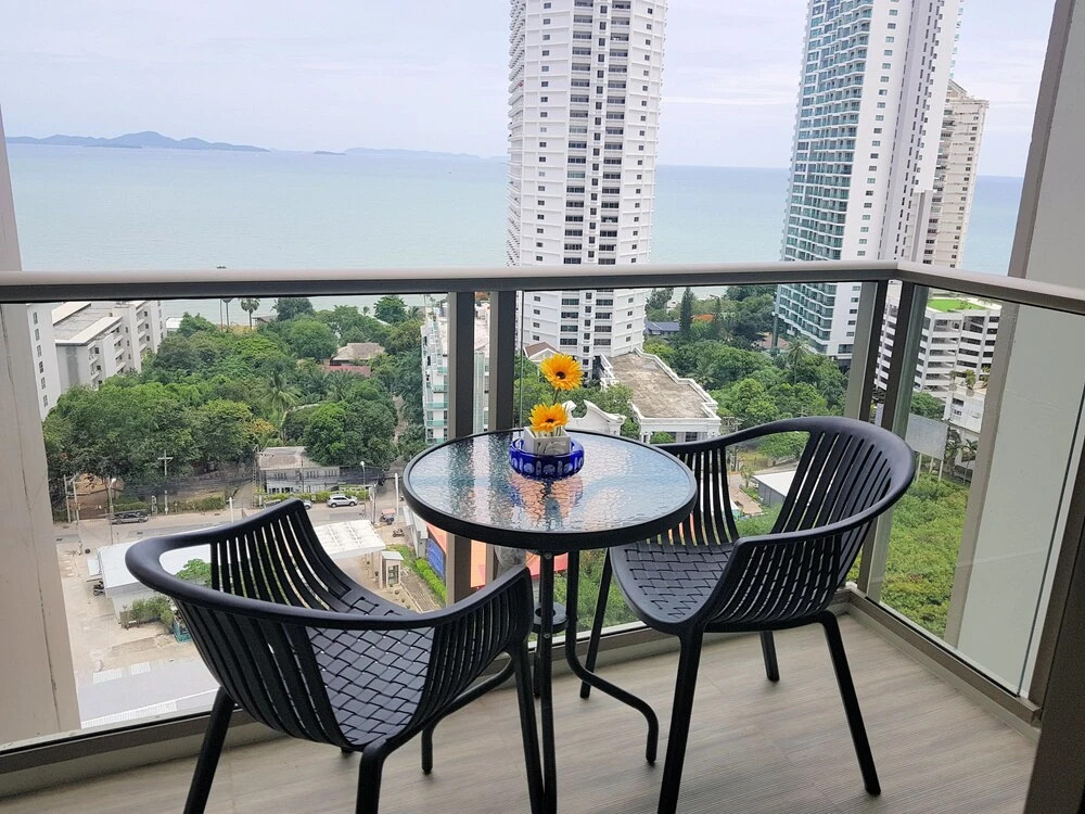 Riviera 1BR Sea View B1608